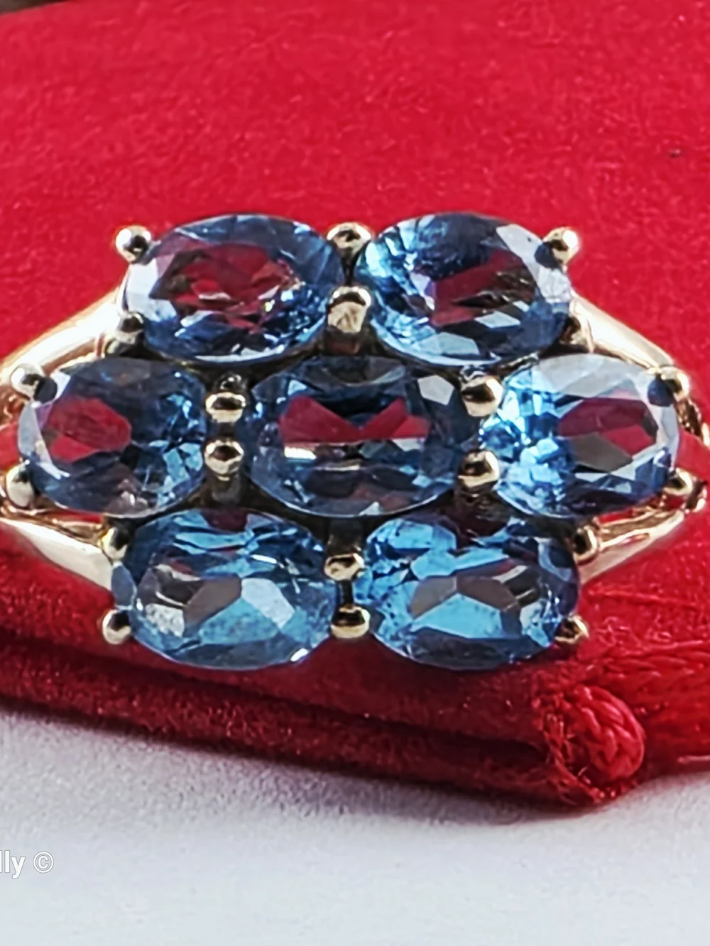 14K Yellow Gold Blue Topaz Cocktail Ring Size 6.5 - Solid Gold!